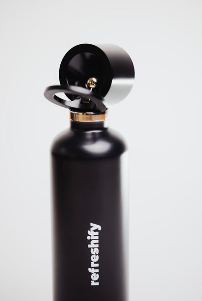 Refreshify Edelstahl Wasserflasche + Gratis Magnet Booster Ring
